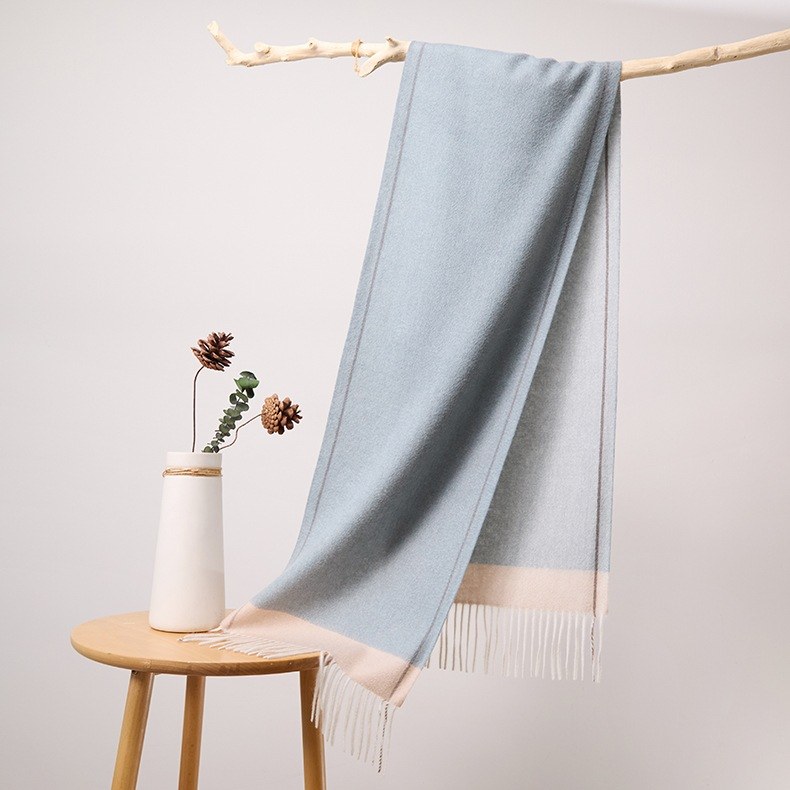 Cashmere Scarf with Reversible Effect — RS26-C133 Cashmere Scarf with Reversible Effect