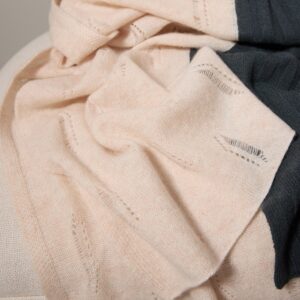 Cashmere Knit Scarf with Rolled Edges — RS26-C205 — RS26-C205