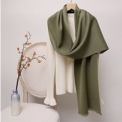 Solid Ripple Wool Scarf with Short Fringe Mauve