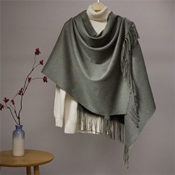 Solid Lambswool Shawl Heather Green