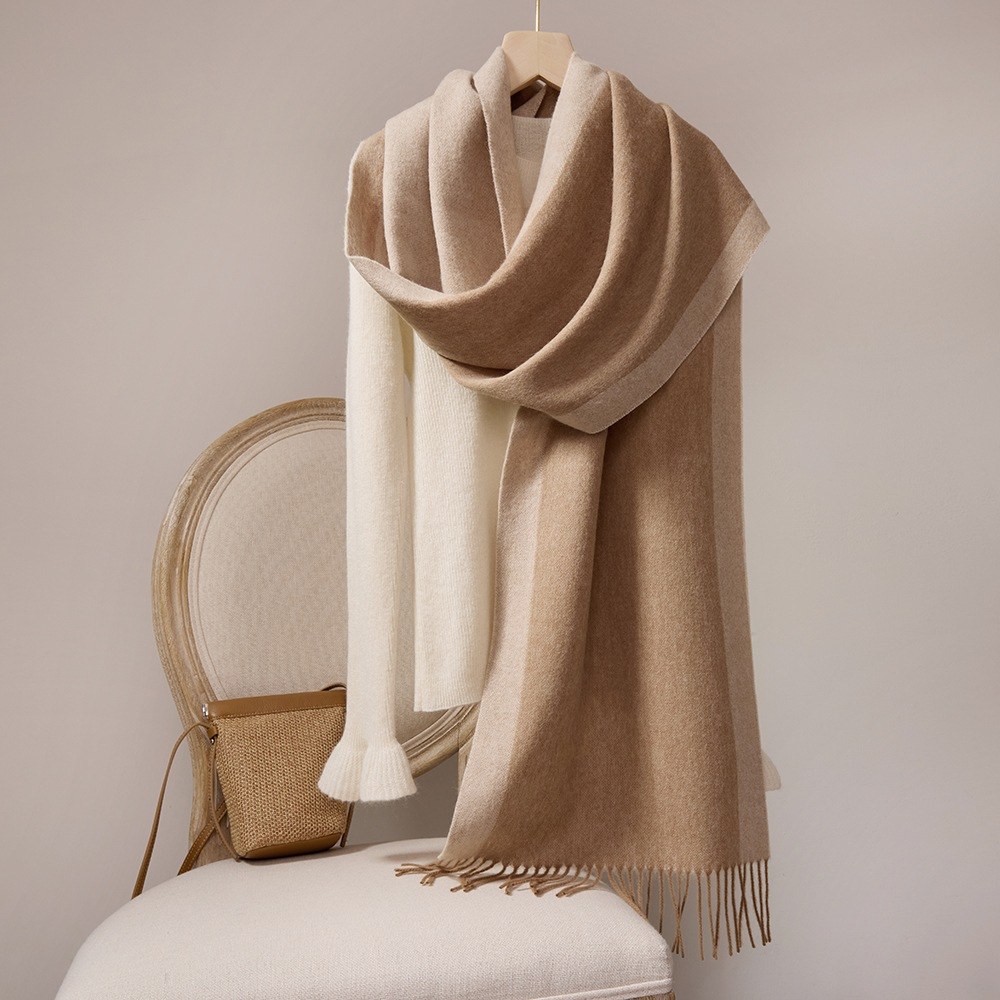 Wool Scarf with Contrast Border — RS26-W040 Wool Scarf with Contrast Border