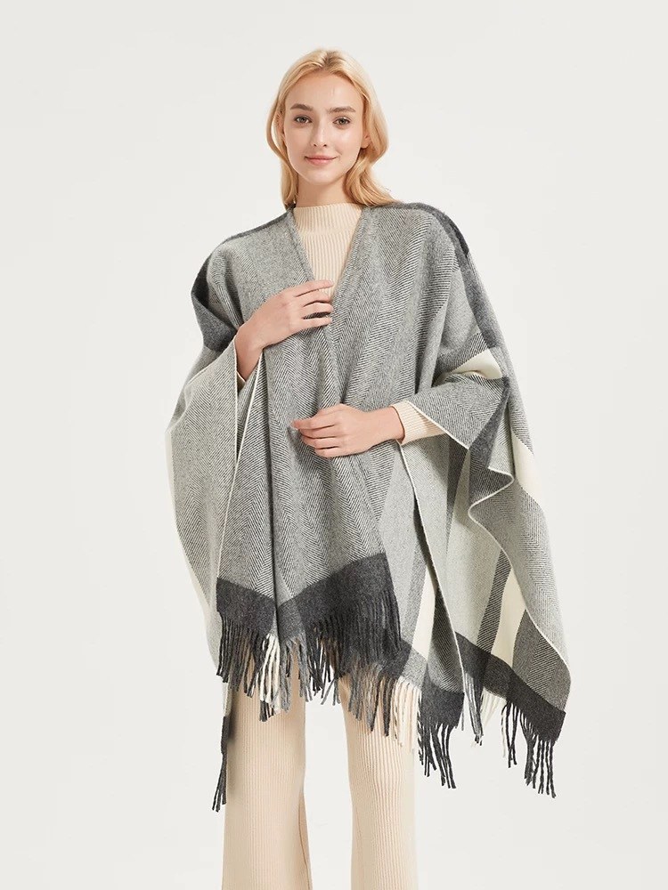 Wool Scarf with Contrast Border — RS26-W046 Wool Scarf with Contrast Border