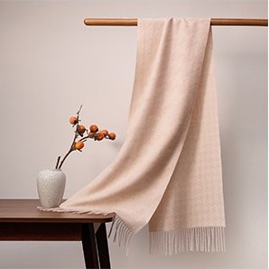 Wool Ombre Houndstooth Scarf Beige